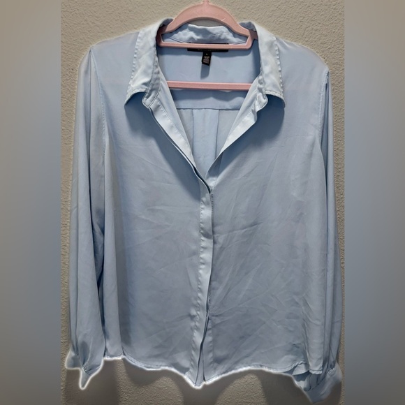 WHBM Set of 3 Button-Up Blouses Blue Pink Cream L - Picture 2 of 16